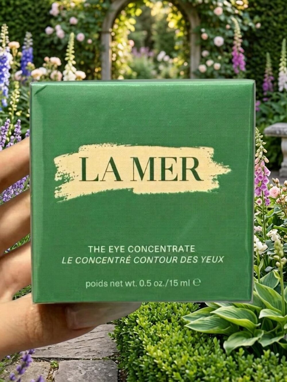 La Mer The Eye Concentrate Cream 0.5 oz / 15 - Picture 3 of 3